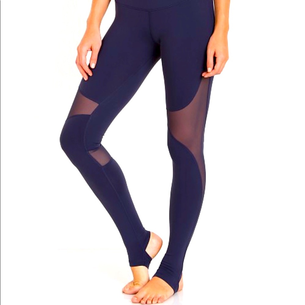 ALO Yoga Coast Leggings, Navy, M